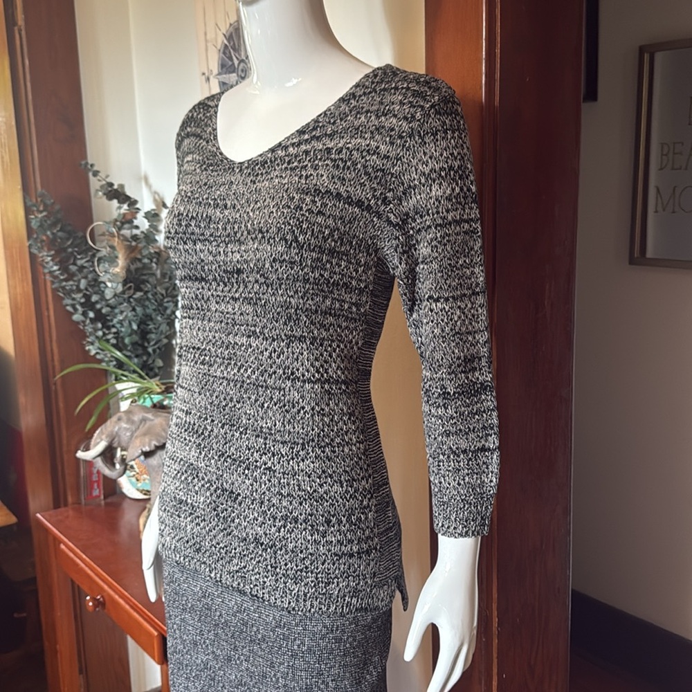 NWT northern reflections size small Gray Women's Sweater